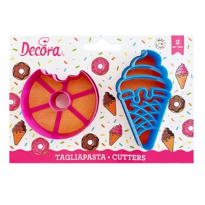 SET 2 TAGLIAPASTA IN PLASTICA CIAMBELLA E CONO GELATO