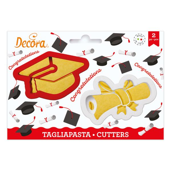 SET 2 TAGLIAPASTA CAPPELLO E PERGAMENA LAUREA 1 SET 2 TAGLIAPASTA CAPPELLO E PERGAMENA LAUREA