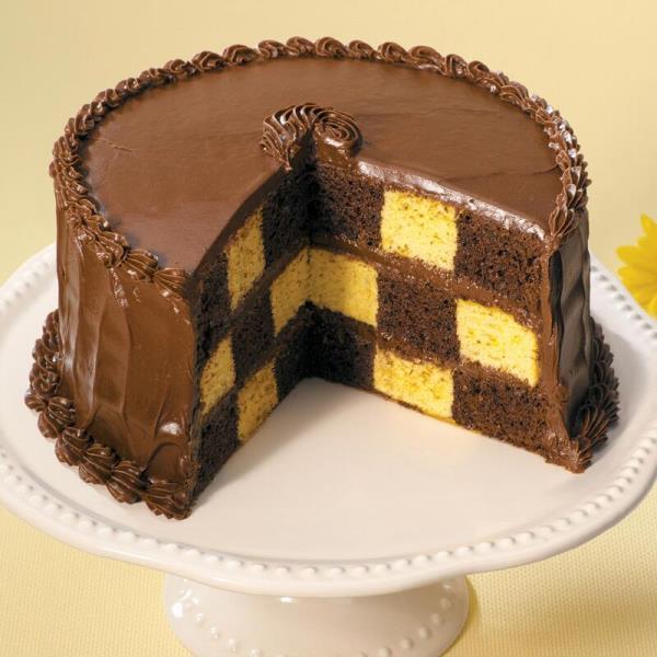 STAMPO ANTIADERENTE PER TORTA SCACCHIERA pz.1 8 STAMPO ANTIADERENTE PER TORTA SCACCHIERA pz.1