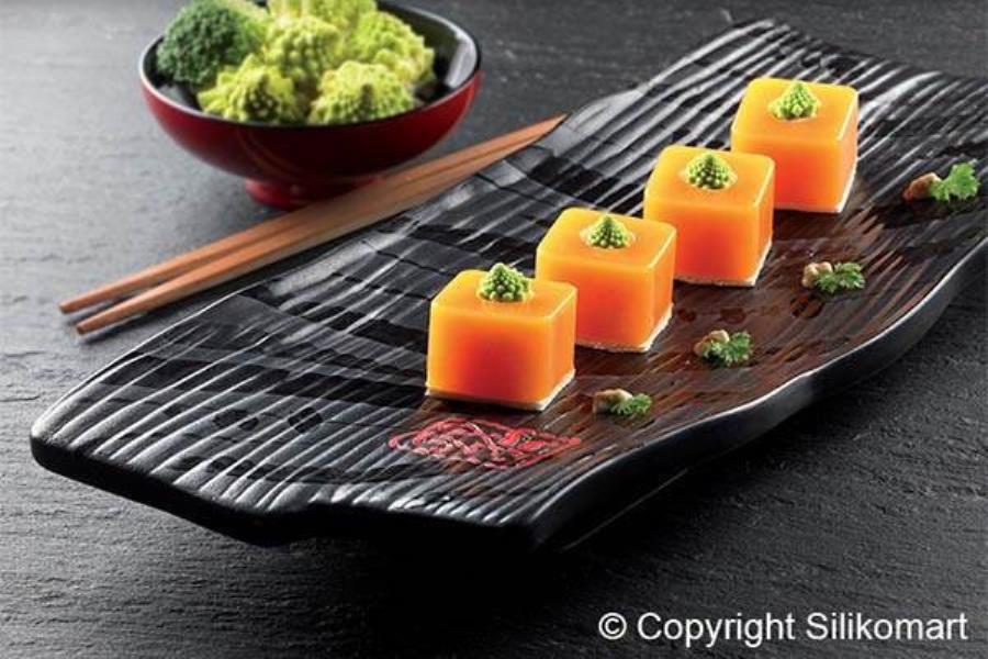 STAMPO SILICONE SUSHI MAKI 3,5x3,5 h.2,5 SILIKOMART 2 STAMPO SILICONE SUSHI MAKI 3,5x3,5 h.2,5 SILIKOMART