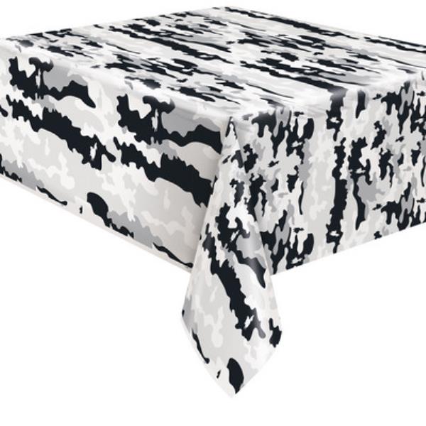TOVAGLIA PVC 137x213 cm. FORTNITE pz.1 1 TOVAGLIA PVC 137x213 cm. FORTNITE pz.1