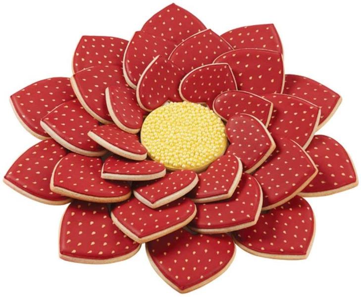 SET 6 TAGLIAPASTA PLASTICA CUORE 3 SET 6 TAGLIAPASTA PLASTICA CUORE
