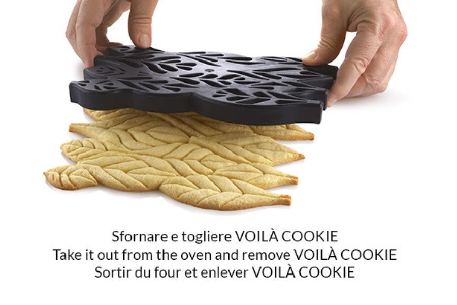 FORMABISCOTTI FOGLIE VOILA' COOKIE 24x15 h.2 cm. SILIKOMART