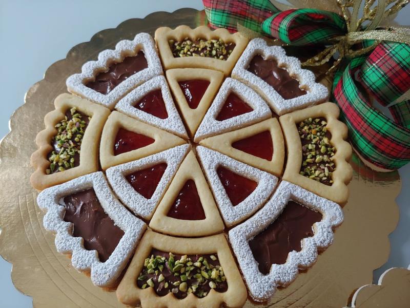 TAGLIAPASTA BIS-CROSTATA 2 pz.4 7 TAGLIAPASTA BIS-CROSTATA 2 pz.4