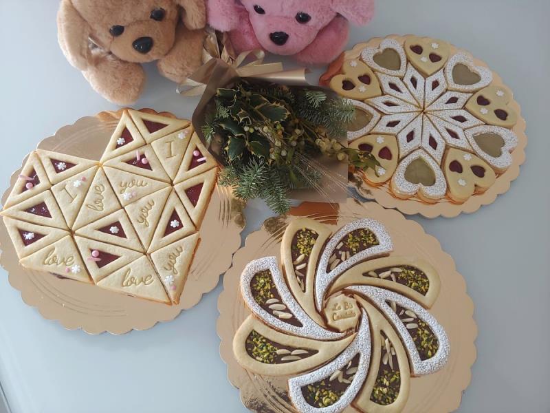 TAGLIAPASTA BIS-CROSTATA 3 pz.4 3 TAGLIAPASTA BIS-CROSTATA 3 pz.4
