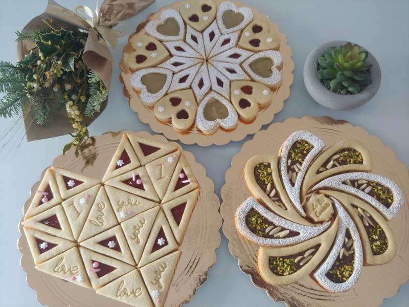 TAGLIAPASTA BIS-CROSTATA 4 pz.5 2 TAGLIAPASTA BIS-CROSTATA 4 pz.5