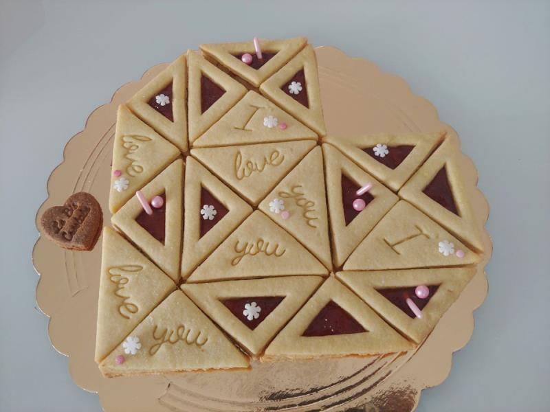 TAGLIAPASTA BIS-CROSTATA 4 pz.5 3 TAGLIAPASTA BIS-CROSTATA 4 pz.5