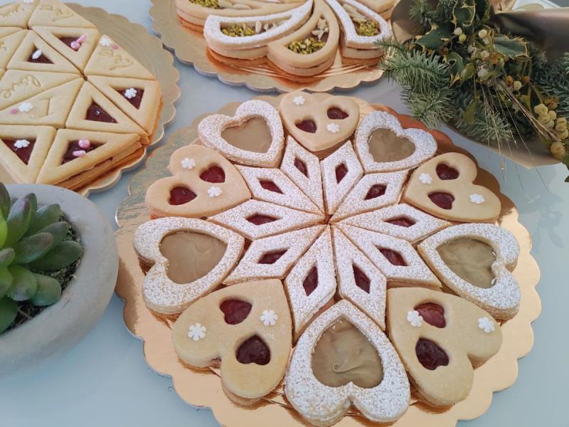 TAGLIAPASTA BIS-CROSTATA 5 pz.5 7 TAGLIAPASTA BIS-CROSTATA 5 pz.5