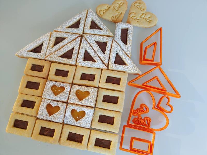 TAGLIAPASTA BIS-CROSTATA 7 CASA DOLCE CASA pz.10 11 TAGLIAPASTA BIS-CROSTATA 7 CASA DOLCE CASA pz.10