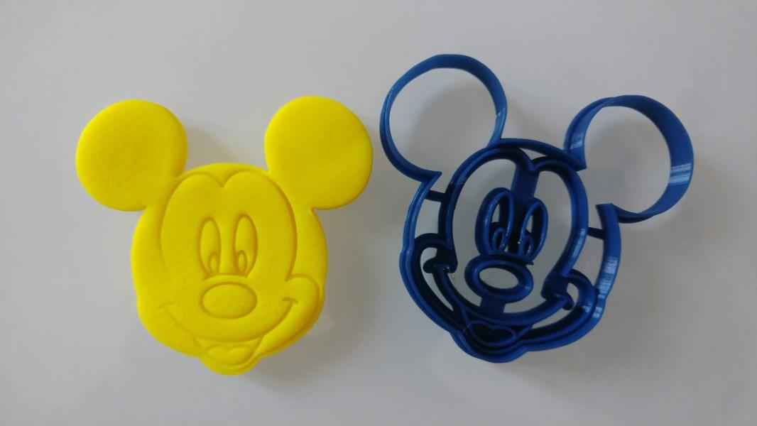 TAGLIAPASTA MICKEY TOPOLINO pz.1 1 TAGLIAPASTA MICKEY TOPOLINO pz.1