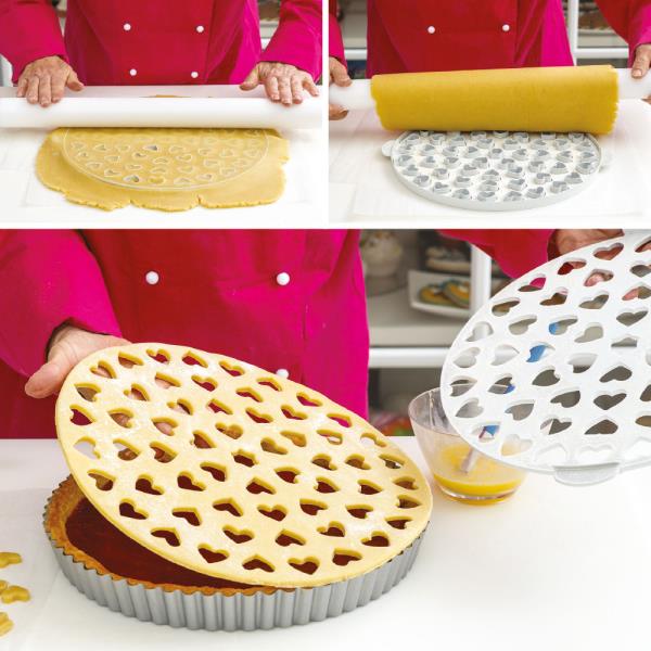 GRIGLIA TAGLIAPASTA PER CROSTATA CUORI CM.30 3 GRIGLIA TAGLIAPASTA PER CROSTATA CUORI CM.30
