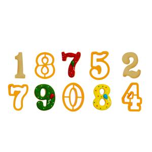 SET 9 TAGLIAPASTA IN PLASTICA NUMERI GIGANTI 2 SET 9 TAGLIAPASTA IN PLASTICA NUMERI GIGANTI