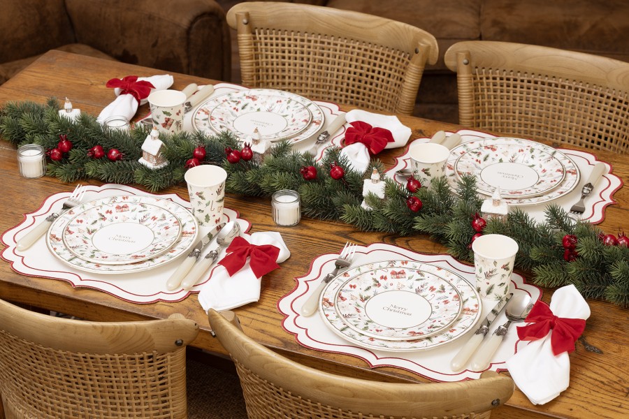BICCHIERE IN CARTONCINO 250 cc. A LITTLE CHRISTMAS PZ.8 6 BICCHIERE IN CARTONCINO 250 cc. A LITTLE CHRISTMAS PZ.8