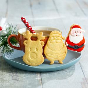 SET 2 TAGLIAPASTA IN PLASTICA BABBO NATALE E RENNA 4 SET 2 TAGLIAPASTA IN PLASTICA BABBO NATALE E RENNA